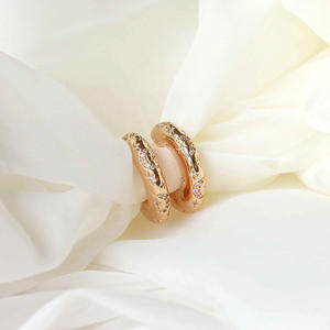 Gioielli da donna S925 <span class=keywords><strong>orecchini</strong></span> a bottone in argento placcato <span class=keywords><strong>oro</strong></span> 24K senza <span class=keywords><strong>mezzaluna</strong></span> con stella in zircone per impilamento quotidiano - Product Image 3