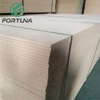 Panneaux MDF d'intérieur de première qualité Fortuna, panneaux en fibres de bois modernes E0, résistants à l'humidité, certifiés CE, emballage standard pour l'exportation, panneaux MDF