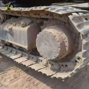 Vente flash : Excavatrice sur chenilles d'occasion Hyundai 305LC-7 de 30 tonnes avec moteur Cummins et composants de transmission en stock - Product Image 5