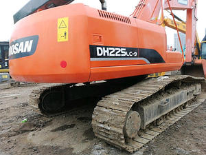 รถขุดตีนตะขาบ DOOSAN DH225LC-9 มือสอง อุปกรณ์ก่อสร้าง ปี 2021 น้ำหนักใช้งาน 22000 กก. บุ้งกี๋ขนาด 0.93 ลบ.ม. - Product Image 3