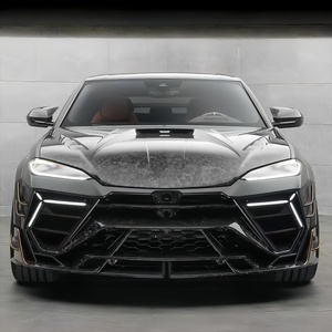Convient pour la mise à niveau et la modification de la <span class=keywords><strong>Lamborghini</strong></span> <span class=keywords><strong>Urus</strong></span>, kit large carrosserie en carbone sec de troisième génération <span class=keywords><strong>Mansory</strong></span> - Product Image 4