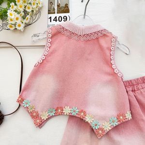 Nuevo Conjunto de <span class=keywords><strong>Verano</strong></span> para Niñas, Chaleco Vaquero Degradado Dulce y Elegante con Pantalones Cortos para Bebés - Product Image 4