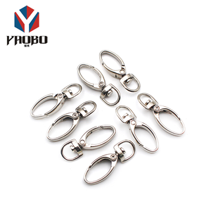 Fermoir mousqueton pivotant <span class=keywords><strong>en</strong></span> métal nickelé <span class=keywords><strong>argent</strong></span>é avec anneau <span class=keywords><strong>en</strong></span> D pour accessoires <span class=keywords><strong>de</strong></span> quincaillerie <span class=keywords><strong>de</strong></span> sacs et <span class=keywords><strong>de</strong></span> pochettes - Product Image 2