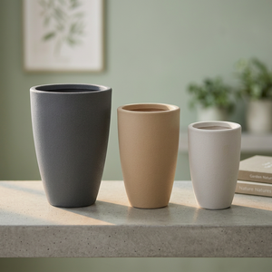 Pots à fleurs minimalistes en plastique gris, beige et blanc pour plantes d'intérieur, utilisation sur bureau - Product Image 2