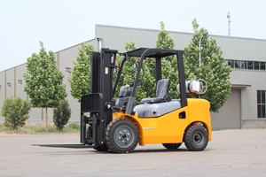 Montacargas Doble de 3000-3500 kg con Motor Nissan K25, Desplazador Lateral, Mástil Tríplex de 4.5m-6m - Product Image 2