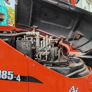 Expédition rapide Mini pelle sur chenilles Kubota Kx185-4 d'occasion U008 U30 U35 U40 Kx155 KX161 Kx165 en bon état pour une vente bon marché - Product Image 6