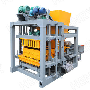 เครื่องทำบล็อกอัตโนมัติ Qt4-25 เครื่องทำอิฐซีเมนต์ในอเมริกาใต้ - Product Image 2