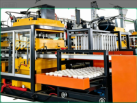 Hoogproductieve volautomatische vorm- en snijmachine met PLC-besturing, pomp en motor