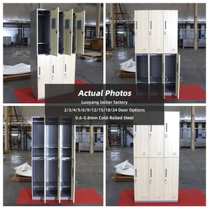 Armario Metálico <span class=keywords><strong>de</strong></span> 6 Puertas Color Madera para Personal, Almacenamiento <span class=keywords><strong>de</strong></span> Archivos, Guardarropa para Escuelas Públicas - Product Image 3