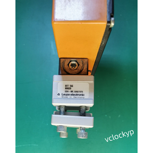 Lecteur de codes-barres Leuze Electronic BCL 40 R1 N 100 BCL40R1N100 50029678 d'occasion - Product Image 4
