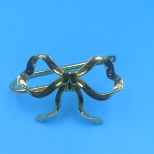 Metal Bow Wall Hanging <b>Curtain</b> <b>Hook</b> Golden Luster Zinc Alloy Simple Design Easy Installation - Product Image 1