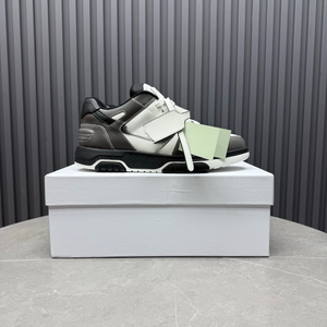 Zapatillas deportivas informales con cordones en bloques de color blanco y negro para hombre, estilo urbano, de caña baja - Product Image 1