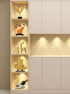 Nouvelle Sculpture Moderne de Luxe en Résine Époxy, Figurine d'Art Populaire Haut de Gamme pour Décoration de Salon et Téléviseur, Idéale pour Cadeau de Pendaison de Crémaillère - Product Image 2