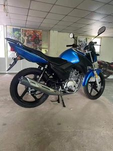 Yamaha <span class=keywords><strong>Tenshin</strong></span> 125 Moto à essence d'occasion à deux roues Moto de rue Finition d'origine Garantie de qualité - Product Image 5