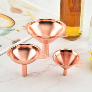 Durable Kitchen Accessories Rose Gold Kitchen <span class=keywords><strong>Funnel</strong></span> Set 3pcs Mini Funil De Aço Inoxidável Uso Para Enchimento De Garrafas Flask Cooking - Product Image 2