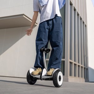 Patinete Eléctrico Ninebot ZT3 Pro 1000W Sin Escobillas Plegable Todoterreno Con Control por Aplicación y Luces LED Para Adultos - Product Image 2