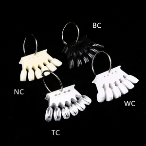Échantillons de vernis à ongles en forme de bague pour présentation et pratique, avec support transparent en forme de couronne - Product Image 6