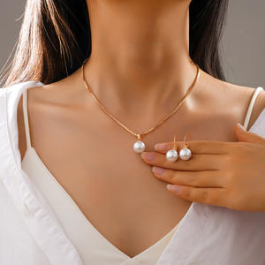 Toptan takı setleri: moda ve hafif lüks, inci kolye ve küpe 2 adet Set, niş tasarım High-end hissediyorum - Product Image 6