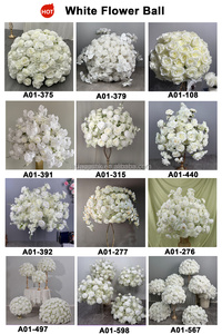 LEDA Promotion Exceptionnelle : Grande Boule de Fleurs Artificielles Décoratives en Soie Blanche de 80 cm, Rose Faite à la Main pour Table de Mariage - Product Image 6