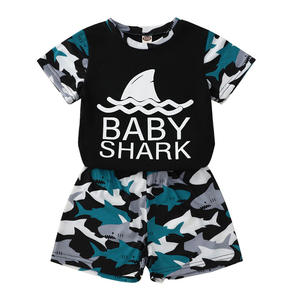 Traje Infantil de Manga Corta con Estampado de Tiburón para Niño, para Verano - Product Image 1