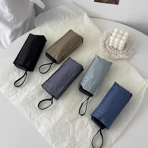 Dd3652 Mini Màu rắn ô phẳng 6 lần 6K có thể gập lại Ô dù chống UV túi nhỏ gọn ô cho nam giới - Product Image 1