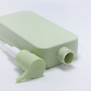 ขวดแชมพูพลาสติกคุณภาพสูงสีเขียวขนาด 350 มล. พร้อมโลโก้สั่งทำพิเศษ - Product Image 3