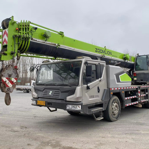 Grúa sobre Camión Zoomlion ZTC250A5-3 de 25 Toneladas Usada de Primera Calidad, Rendimiento Eficiente, Componentes Sólidos para Trabajos de Ingeniería - Product Image 1