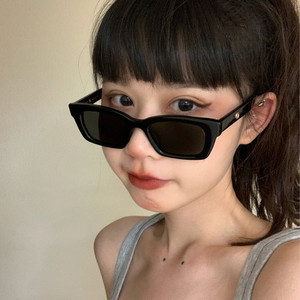 Nouveau femmes Vintage Rectangle lunettes de soleil tendance rétro rue lunettes de tir marque Designer Cat Eye lunettes de soleil promotionnel <span class=keywords><strong>2022</strong></span> - Product Image 6