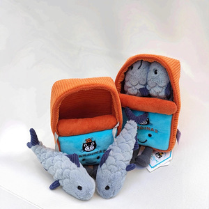 PLAYPOP Versión Alta Estilo JC Peluche de Sardinas Amuseable con Base Ponderada Desmontable, Textura de Pana, Regalo Boutique - Product Image 2