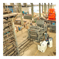 Presse hydraulique automatique complète HF QT15-15 pour la production de briques creuses en béton et de pavés