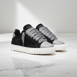 รองเท้าผ้าใบวิ่งสำหรับฤดูใบไม้ร่วง ดีไซ<span class=keywords><strong>น</strong></span>์ผูกเชือก เพิ่มความสูง พื้นยางห<span class=keywords><strong>น</strong></span>า สีพื้นล้วน ลายละลาย สไตล์คู่รัก - Product Image 1