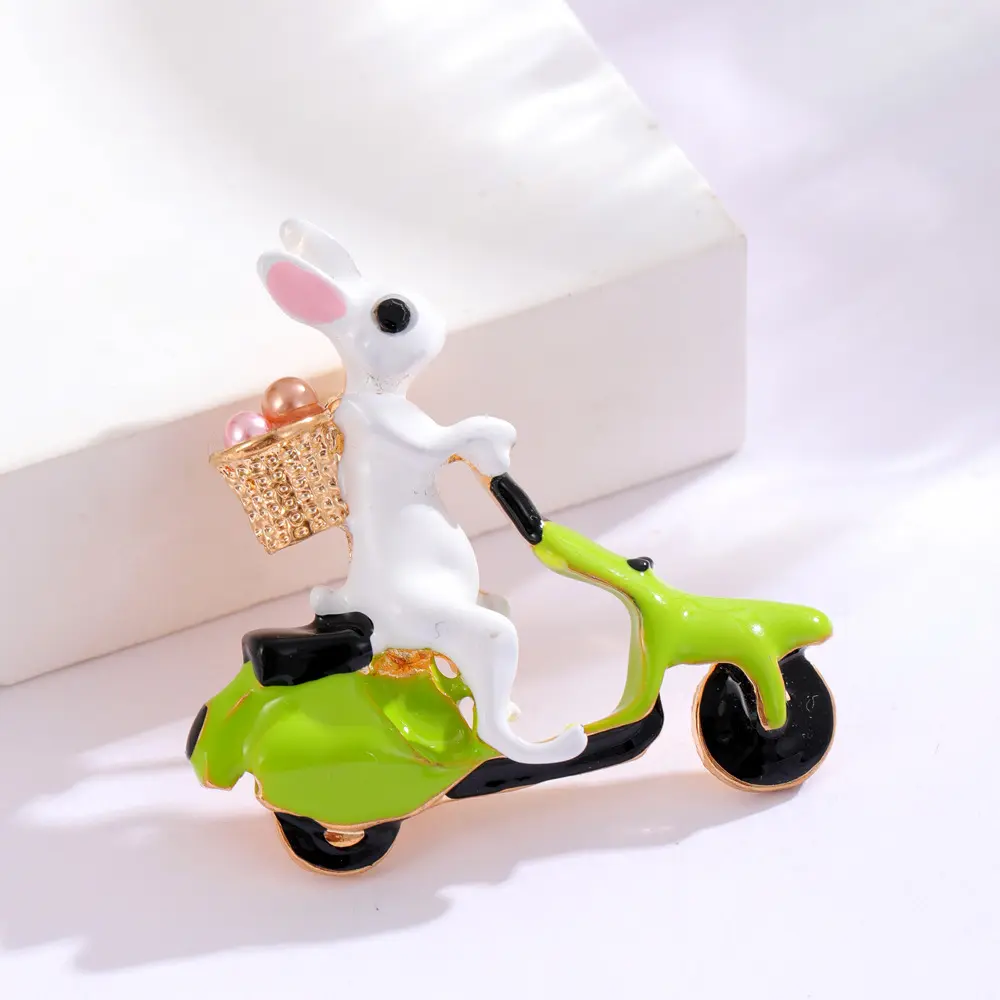 Kore sevimli renkli emaye zodyak tavşan binmek bir pil bisiklet broş alaşım damla yağ Hare takım ceket broşlar pimleri