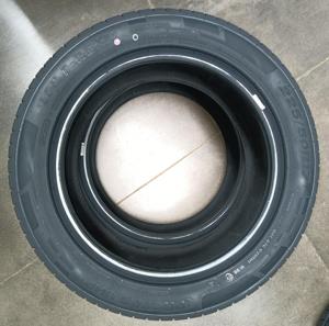 ยางรถยนต์ 225/50R17 Ev LCH T-REX ยี่ห้อ UHP ยางเรเดียล ยางรถยนต์นั่งส่วนบุคคลใหม่ ยางเรเดียลสำหรับรถยนต์ ขายส่ง - Product Image 2