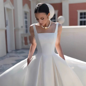 LY-WD0821 Abiti da Sposa per Spose, Gonna a Linea A in <span class=keywords><strong>Raso</strong></span>, Elegante Corsetto, Design Vintage, <span class=keywords><strong>Bianco</strong></span> Avorio, Taglia Personalizzabile - Product Image 4
