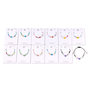 Braccialetto con Piccoli Fiori e Perle in Acciaio Inossidabile Fatto a Mano Set da 12 Pezzi - Product Image 2