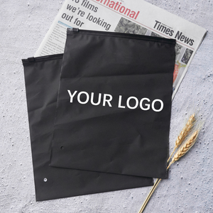 Enveloppes d'expédition personnalisées avec logo, sacs postaux en polyéthylène avec fermetures en plastique pour emballages de Noël, marque YOTEN - Product Image 6