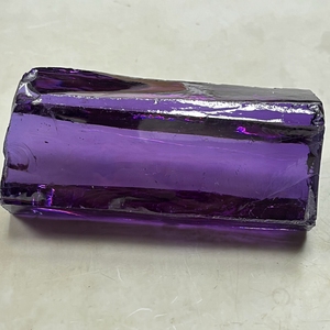 Precio al por mayor: Piedra de circonita cúbica sin cortar de alta calidad, material en bruto de amatista CZ. - Product Image 1