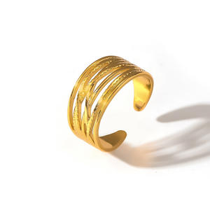 Anillo de Moda Tempusort Al Por Mayor Chapado en Oro de 18K de Acero Inoxidable con Incrustaciones y Engaste de Garra con Diseño Hueco de Estilo Moderno - Product Image 2