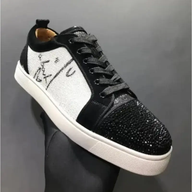 2024 Luxury Designer Shoes Low Top Lace Up Color Matching Diamond Red Soles Leather Casual Mens Shoes