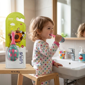 <span class=keywords><strong>Brosse</strong></span> à dents à poils doux en forme de coccinelle pour enfants, <span class=keywords><strong>brosse</strong></span> à dents d'apprentissage sans BPA, manche large ergonomique, <span class=keywords><strong>brosse</strong></span> à dents manuelle pour tout-petits - Product Image 5