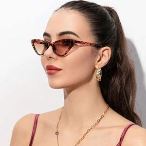 Женские летние солнцезащитные очки «кошачий глаз» от Yiwu - Product Image 3
