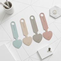 Étiquette de bagage créative en forme de cœur, en cuir PU, pour voyages en extérieur, accessoire multifonctionnel pour carte d'embarquement, pour hommes