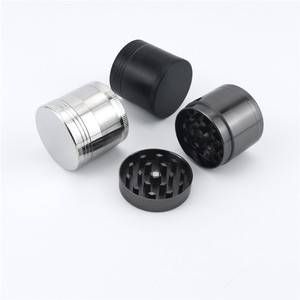 Smokers Smoking Accessories Herb Grinder 4 Layer Metal Grinder Manual Rotating Grinding Dry Herb Spice Tobacco Grinder Crusher - Product Image 1