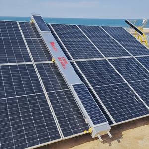 Robot de Limpieza de Paneles Solares Automático Multifit MR-G2 de 990 mm, Derecho/Izquierdo, Limpieza en Seco/Húmedo, Control Remoto, 270 L/H - Product Image 1