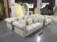 Ensemble de canapés sectionnels modernes de luxe en velours et éponge, design capitonné, pour appartement, centre commercial, salon, hôtel - Vente en gros 2026