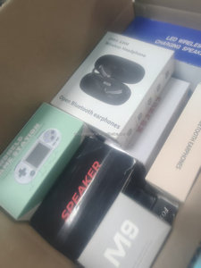 100% điện thoại thông minh may mắn điện tử cổ điển bí ẩn hộp đóng gói ngẫu nhiên với máy ảnh kép điều khiển cảm ứng điện tử kỹ thuật <span class=keywords><strong>s</strong></span>ố đồng hồ - Product Image 3