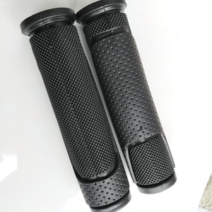 Puños para manillar de bicicleta, 13 cm, 22,2 mm de diámetro interior, PVC suave, negro, para bicicletas de montaña - Product Image 3