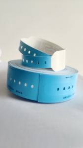 <span class=keywords><strong>Tag</strong></span> gelang Rumah Sakit RFID sekali pakai laris Logo kustom kontrol akses identifikasi pasien pita <span class=keywords><strong>ID</strong></span> medis HF - Product Image 4