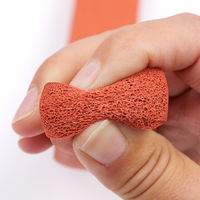 Bande d'étanchéité en mousse de caoutchouc à cellules fermées flexible, éponge pour le bas de la porte, ruban adhésif en mousse de silicone carré