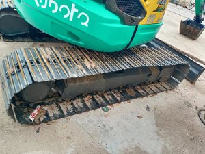 รถขุดตีนตะขาบ KX161 ZCP II ขนาด 6 ตัน พร้อมบุ้งกี๋ขุดขนาด 0.2 ลูกบาศก์เมตร มือสอง สีเขียวและสีเหลือง - Product Image 4